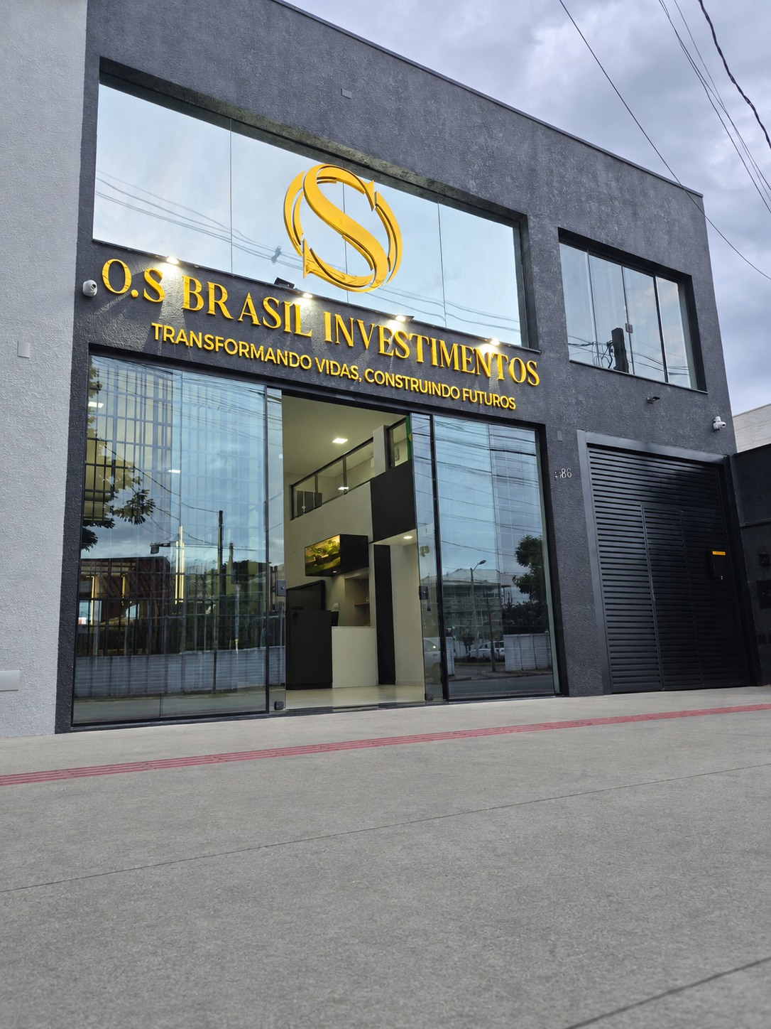 Fachada da sede da O.S Brasil Investimentos em Maringá - PR